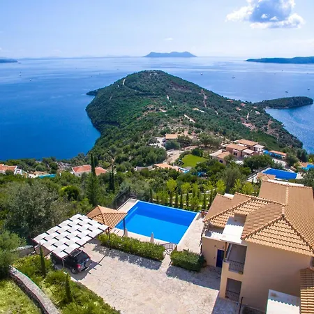 Columba - Luxury Private In Modern *