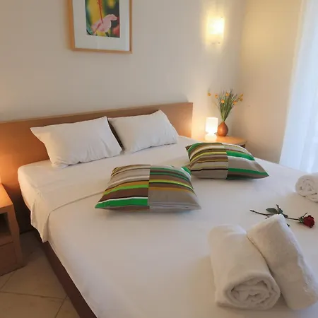 Villa Columba - Luxury Private In Modern