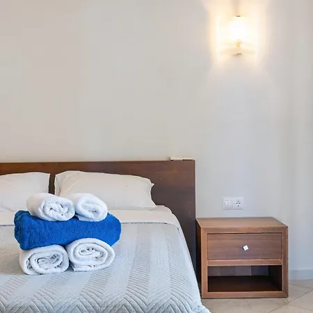 Columba - Luxury Private In Modern *