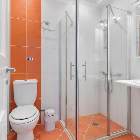 Columba - Luxury Private In Modern